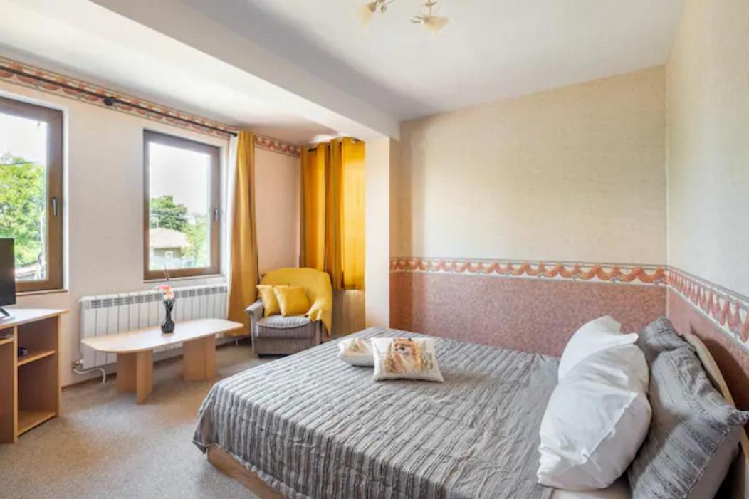 Guest House Geranium Arbanasi Exterior foto