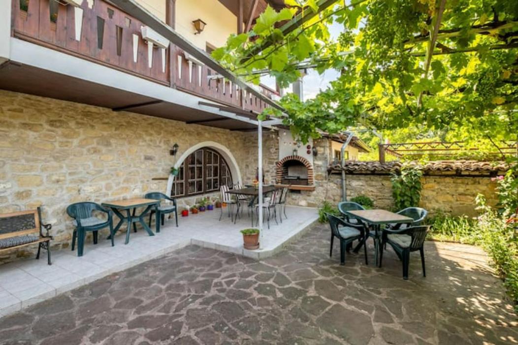 Guest House Geranium Arbanasi Exterior foto